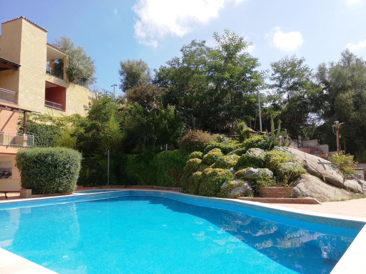Residenza Mediterranea Дзамброне Екстериор снимка