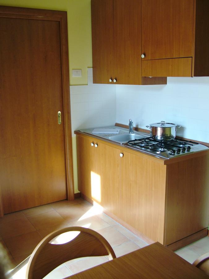 Residenza Mediterranea Дзамброне Екстериор снимка