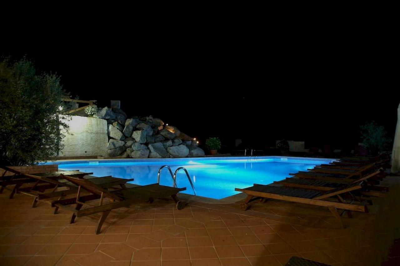 Residenza Mediterranea Дзамброне Екстериор снимка